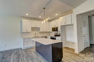 315A S Pink St, Cherryville, NC 28021 - Photo 2