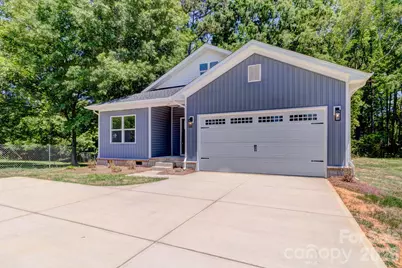 315 S Pink Street, Cherryville, NC 28021 - Photo 2