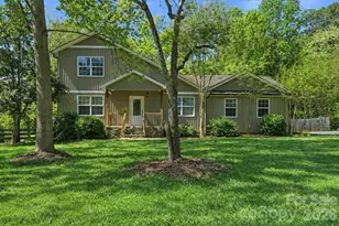 2036 Hickory Hills Dr, Denver, NC 28037 - Photo 2