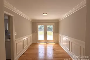 7124 Starvalley Dr, Charlotte, NC 28210 - Photo 4