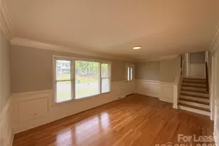 7124 Starvalley Dr, Charlotte, NC 28210 - Photo 2