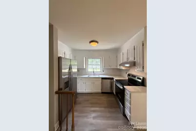 7124 Starvalley Drive, Charlotte, NC 28210 - Photo 8