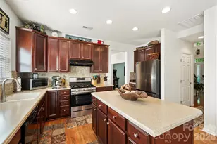 1019 Markwell Dr, Matthews, NC 28105 - Photo 4