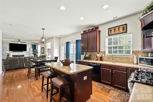 1019 Markwell Dr, Matthews, NC 28105 - Photo 6