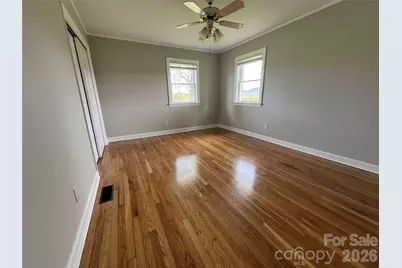 93 Laycock Road, Hendersonville, NC 28792 - Photo 16