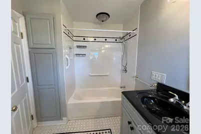 93 Laycock Road, Hendersonville, NC 28792 - Photo 18