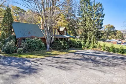 26 Gaddis Branch Road, Maggie Valley, NC 28751 - Photo 2