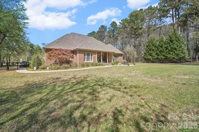 2909 Lakeshore Drive, Chester, SC 29706 - Photo 8