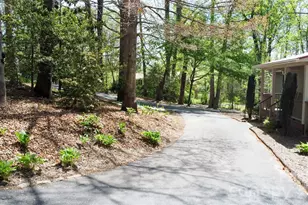 308 Brentwood Cir, Morganton, NC 28655 - Photo 4