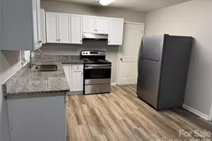 749 Edgerton Dr, Charlotte, NC 28269 - Photo 4