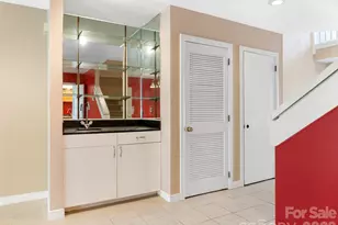 6516 Bentridge Dr, Charlotte, NC 28226 - Photo 4