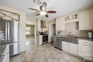 2315 29th Ave Dr NE, Hickory, NC 28601 - Photo 12