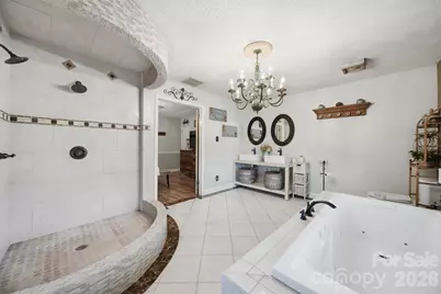 2315 29th Avenue Drive NE, Hickory, NC 28601 - Photo 16