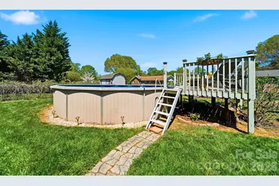 2315 29th Avenue Drive NE, Hickory, NC 28601 - Photo 28