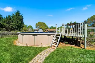 2315 29th Ave Dr NE, Hickory, NC 28601 - Photo 28