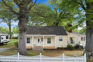312 Cook St, Mooresville, NC 28115 - Photo 2