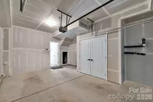 336 Twinflower Ln, Charlotte, NC 28205 - Photo 10