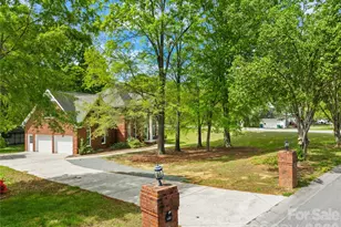 5407 Berrywood Ln, Monroe, NC 28110 - Photo 2