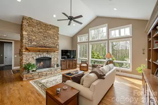 315 Crossvine Trail, Hendersonville, NC 28739 - Photo 6