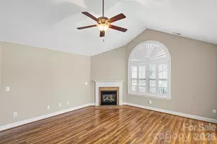 31 Braeburn Way, Flat Rock, NC 28731 - Photo 2