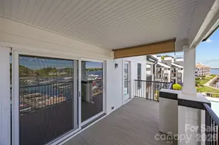 18749 Vineyard Point Ln, Cornelius, NC 28031 - Photo 20