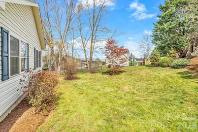 214 Lone Laurel Trail, Hendersonville, NC 28792 - Photo 4