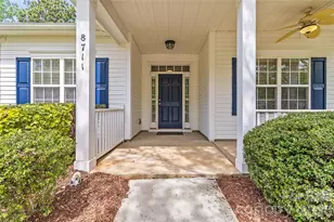 8711 Westwind Point Dr, Cornelius, NC 28031 - Photo 2