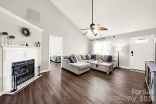 1828 Bloomsbury Dr, Rock Hill, SC 29730 - Photo 24