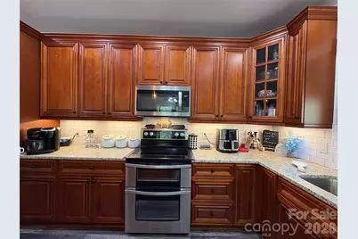 196 8th Avenue, New London, NC 28127 - Photo 10