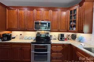 196 8th Ave, New London, NC 28127 - Photo 10