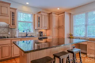 9 Double Eagle Dr, Weaverville, NC 28787 - Photo 10
