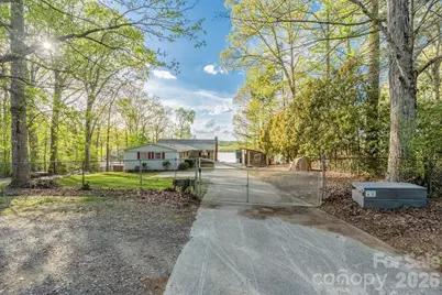 349 Lake Wylie Road, Belmont, NC 28012 - Photo 2