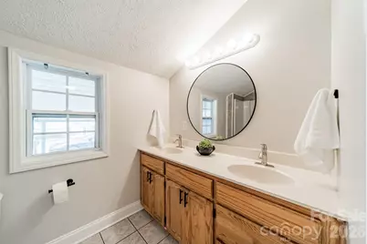 1002 W 2nd Avenue, Gastonia, NC 28052 - Photo 10