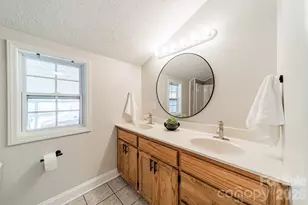 1002 W 2nd Ave, Gastonia, NC 28052 - Photo 10