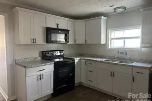 705 Sumter St, Lancaster, SC 29720 - Photo 6