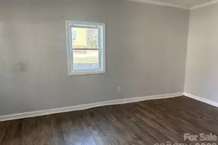 705 Sumter St, Lancaster, SC 29720 - Photo 2