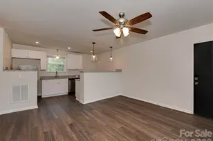 349 Wakefield Dr, Charlotte, NC 28209 - Photo 14