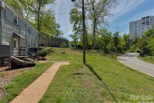 349 Wakefield Dr, Charlotte, NC 28209 - Photo 6