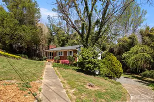 32 Hillendale Rd, Asheville, NC 28805 - Photo 4