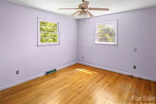 32 Hillendale Rd, Asheville, NC 28805 - Photo 16