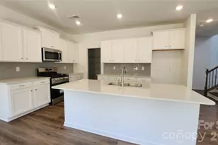 7032 Juneberry Way, Maiden, NC 28650 - Photo 2