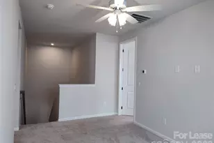 8823 Arrington Hall Dr, Charlotte, NC 28215 - Photo 14