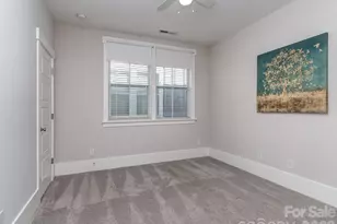 1427 Tippah Park Ct, Charlotte, NC 28205 - Photo 18