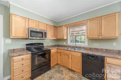 7 Crestview Court, Arden, NC 28704 - Photo 6