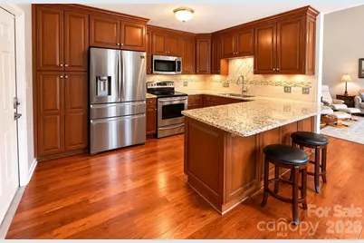 603 29th Avenue NE #213, Hickory, NC 28601 - Photo 4