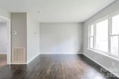 2019 Holly Street, Charlotte, NC 28216 - Photo 6