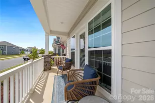 2726 Monument Pt Cir, Fort Mill, SC 29715 - Photo 2