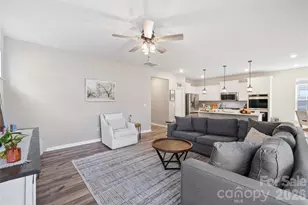 2726 Monument Pt Cir, Fort Mill, SC 29715 - Photo 8