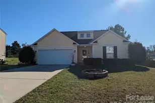 141 Golden Valley Dr, Mooresville, NC 28115 - Photo 1