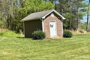 3558 Playmore Beach Rd, Lenoir, NC 28645 - Photo 12